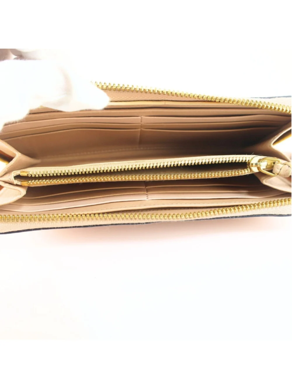 Chloe Alphabet Long Wallet For Women Beige NeutralLeather & Gold tone Hardware
